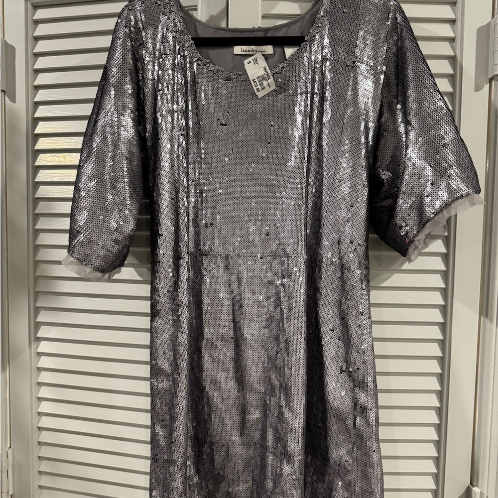 Laundry by Design sz SMALL Silver Sequin Shift Dress